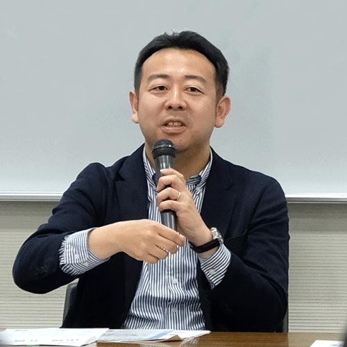 山崎氏